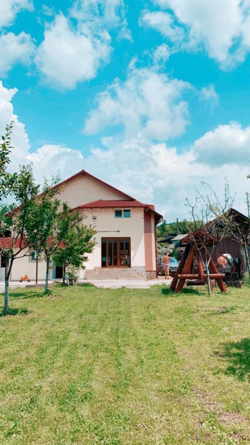 Pensiunea Colt De Rai Corbi Exterior foto