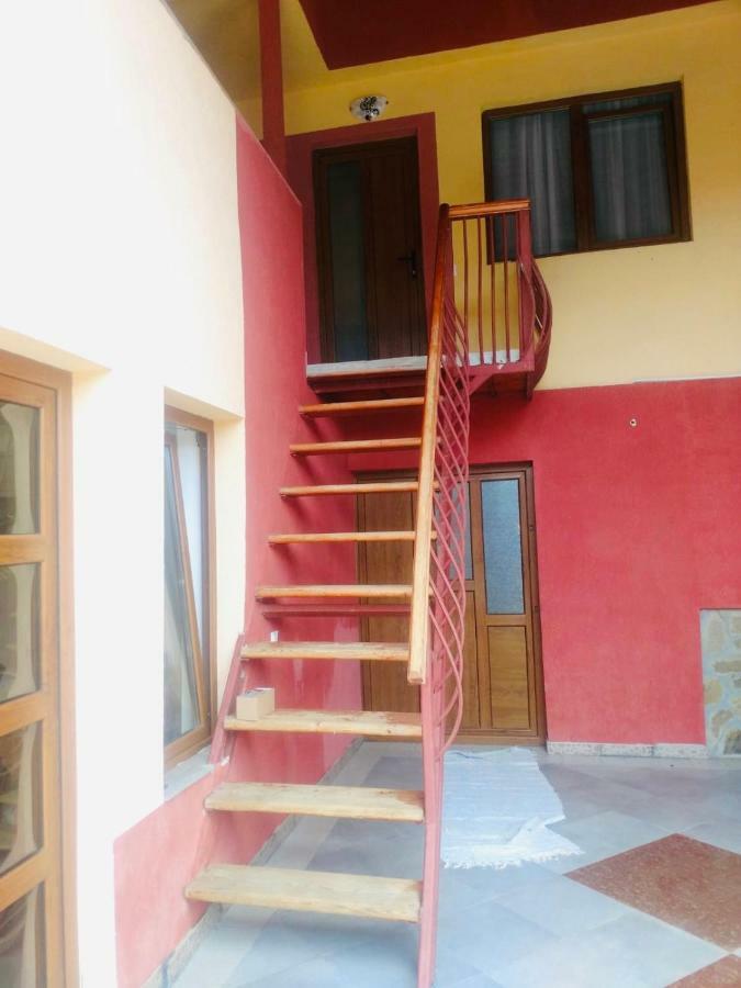 Pensiunea Colt De Rai Corbi Exterior foto